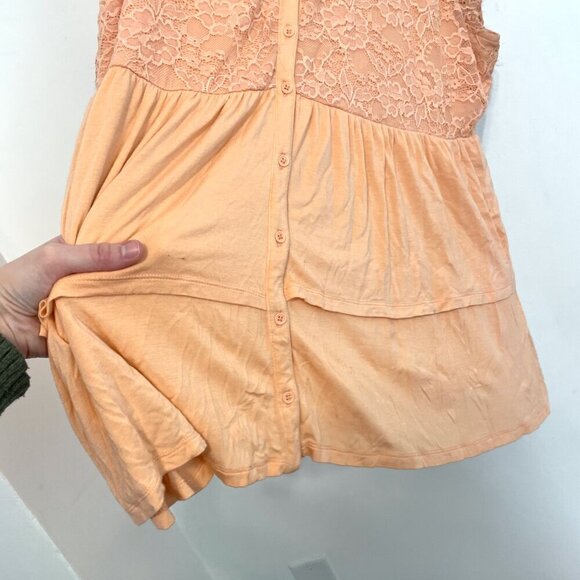 TORRID 3 Plus Size Super Soft V-Neck Lace Bodice Tiered Babydoll Top Peach Boho - Picture 8 of 16